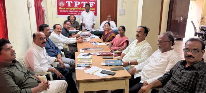 చలో హైదరాబాద్కు తరలిరండి