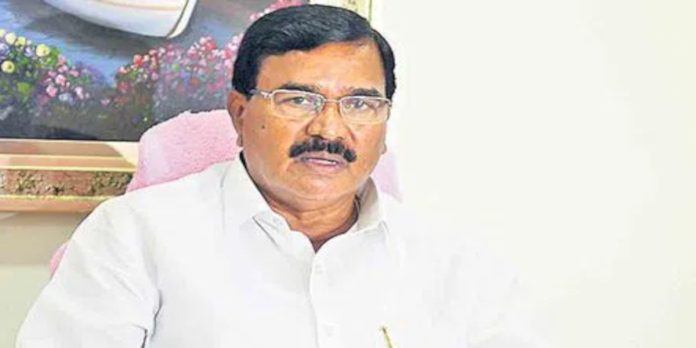 మాజీ మంత్రి నిరంజన్ రెడ్డి హౌస్ అరెస్ట్