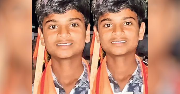 విషాదం: డీజే సౌండుకు గుండెపోటుతో విద్యార్థి మృతి
