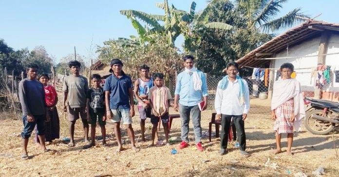 ఆదివాసి ఆడబిడ్డకు న్యాయం జరిగే వరకు పోరాడుతాం