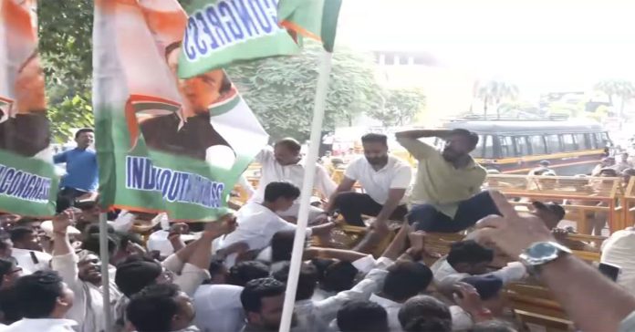 మనుస్మృతికి వ్యతిరేకంగా యూత్ కాంగ్రెస్ ఆందోళన