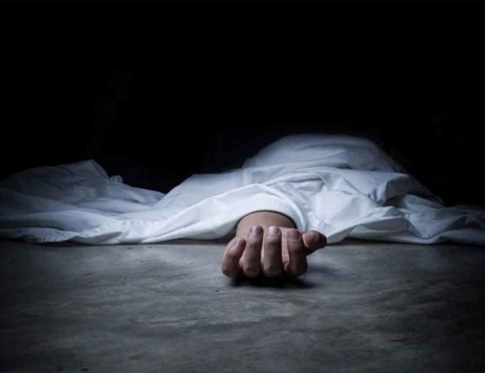 ఆర్టీసీ క్రాస్రోడ్డులో యువకుడి మృతి