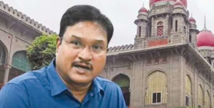 హైడ్రా కమిషనర్కు హైకోర్టులో ఊరట