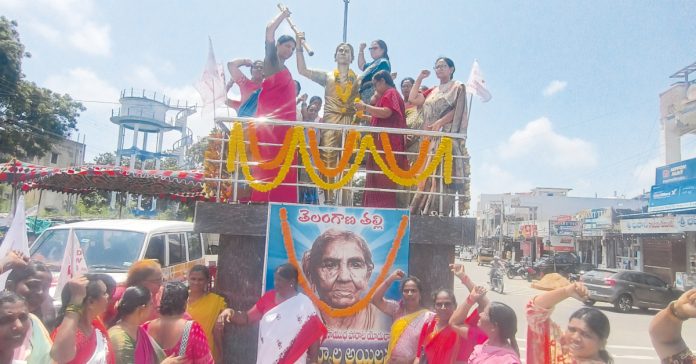 బీజేపీ, ఆర్ఎస్ఎస్ కుట్రలను తిప్పికొట్టాలి