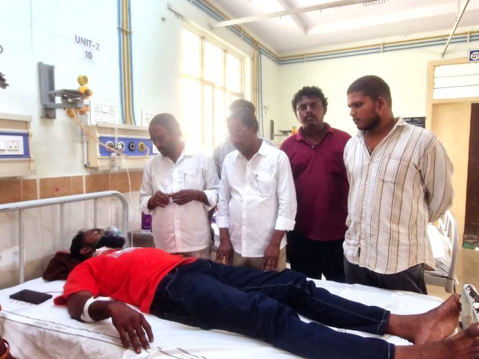 నిమజ్జన ఊరేగింపులో దళిత యువకుడిపై దాడి